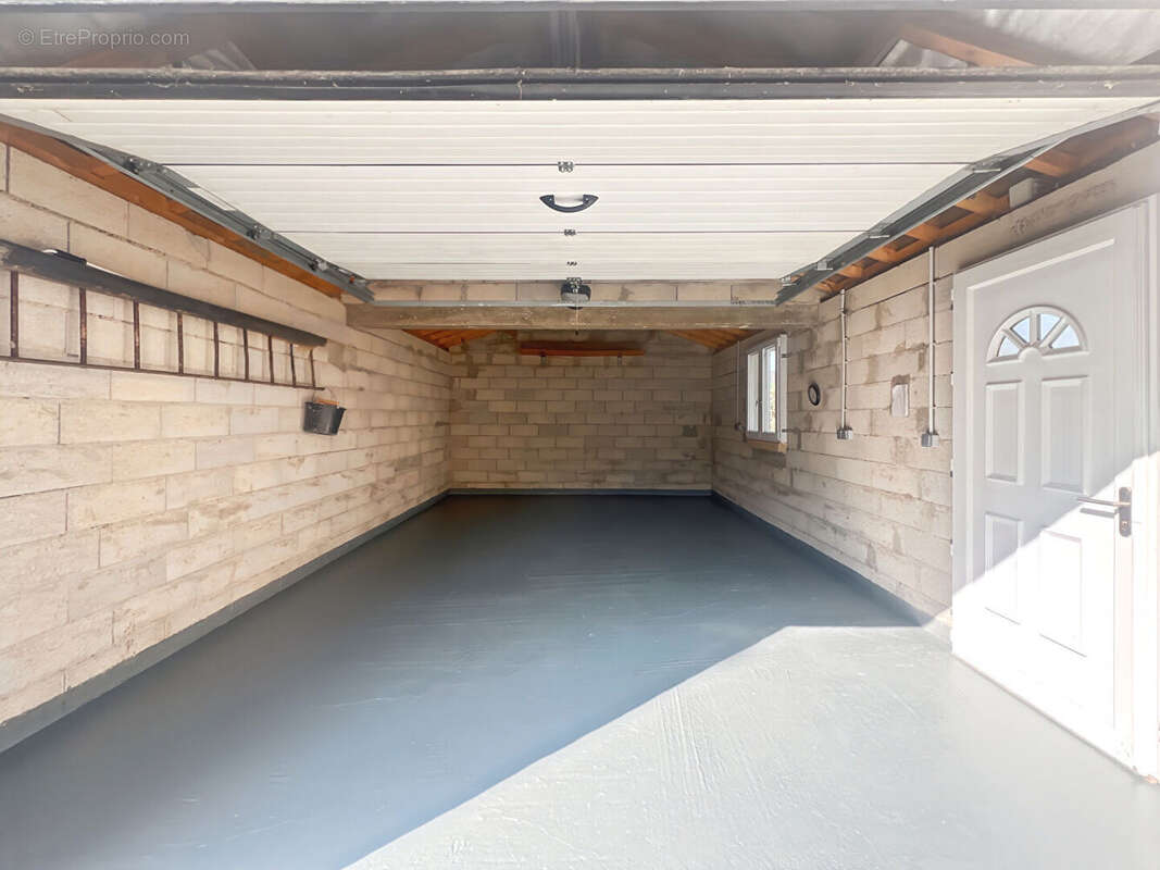 Maison à ROSNY-SUR-SEINE