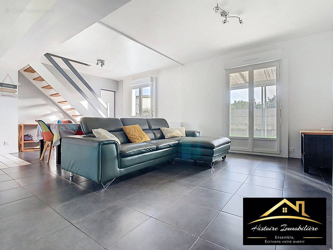 Maison à LAMPAUL-PLOUARZEL