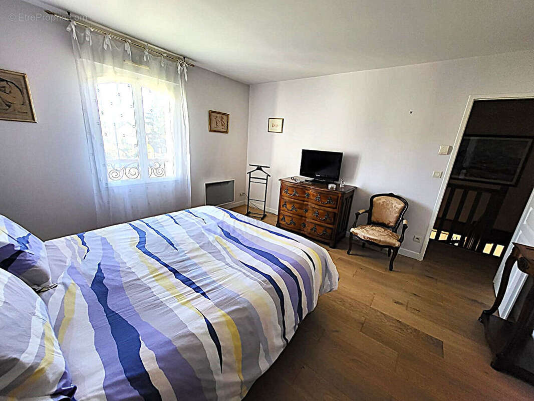 Maison à DEUIL-LA-BARRE
