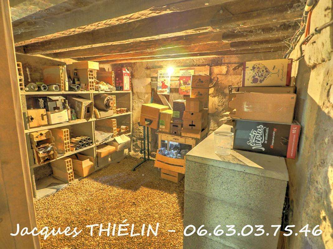 Maison à LONGUE-JUMELLES