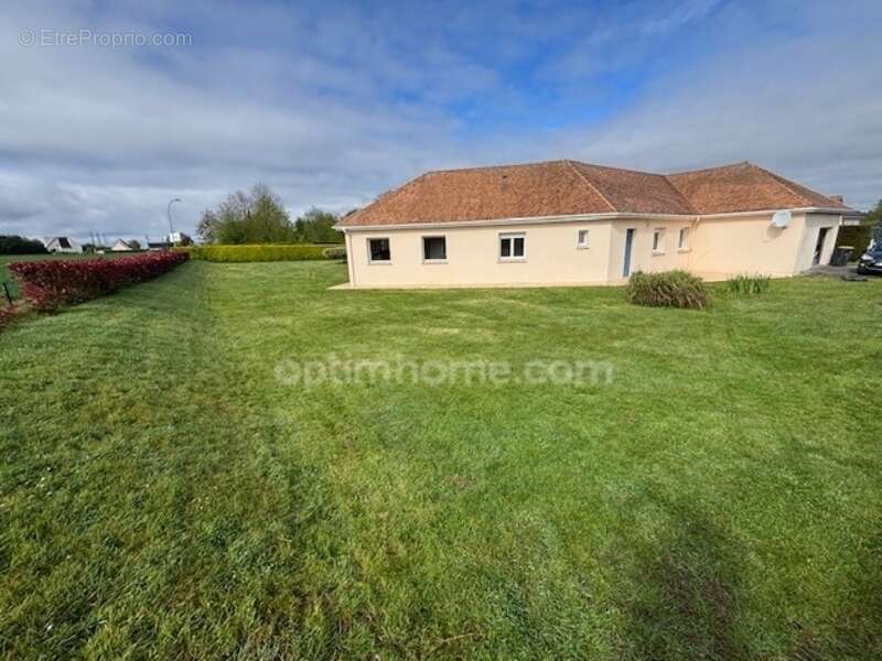 Maison à SAINT-AUBIN-ROUTOT
