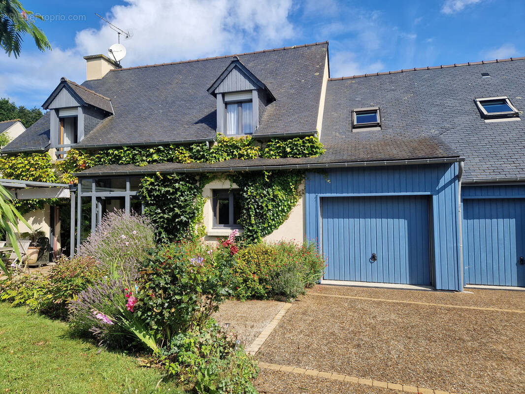 Maison à LE MINIHIC-SUR-RANCE