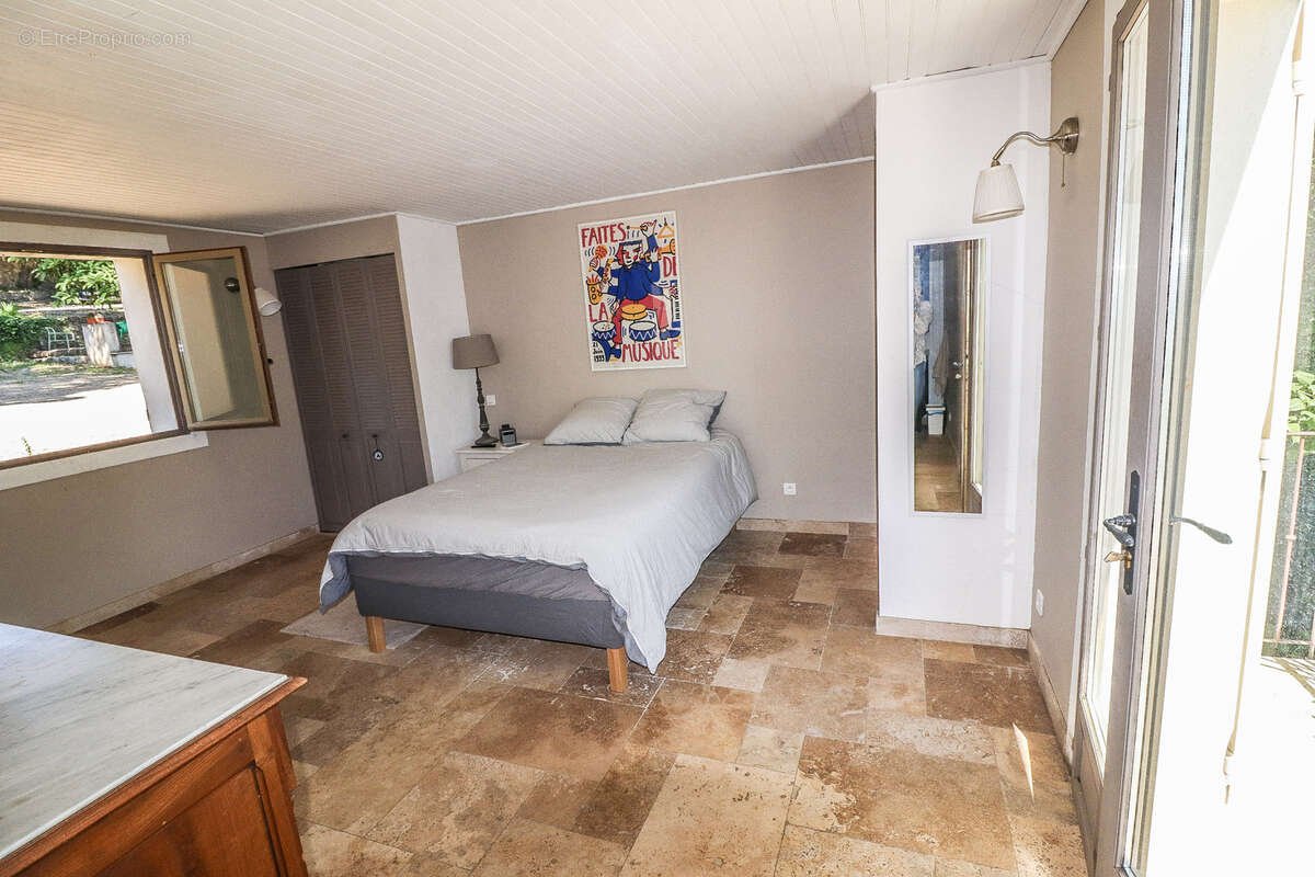 Maison à DRAGUIGNAN