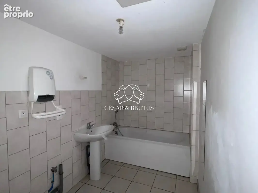 Appartement 768 m² à vendre à Thizy (69240) - photo 6