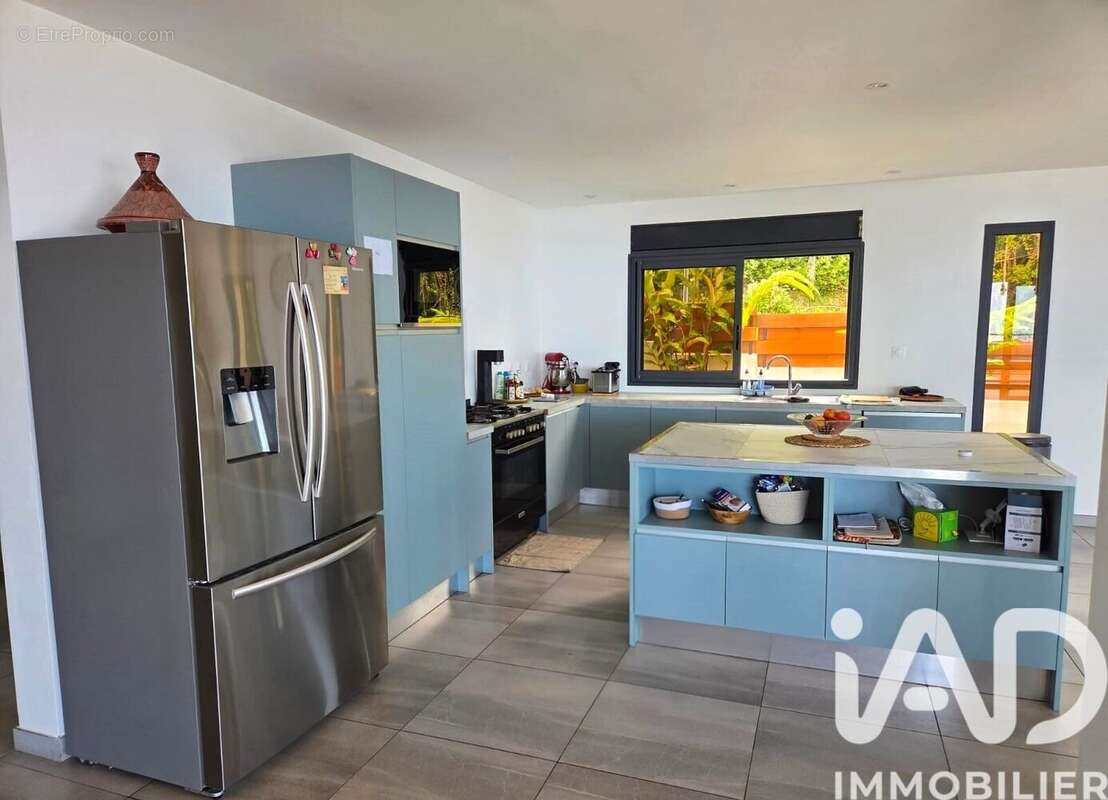 Maison 422 m² à Petite-Ile  - photo 7