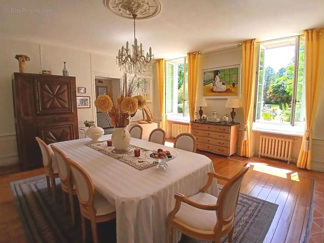 Maison à MATHA