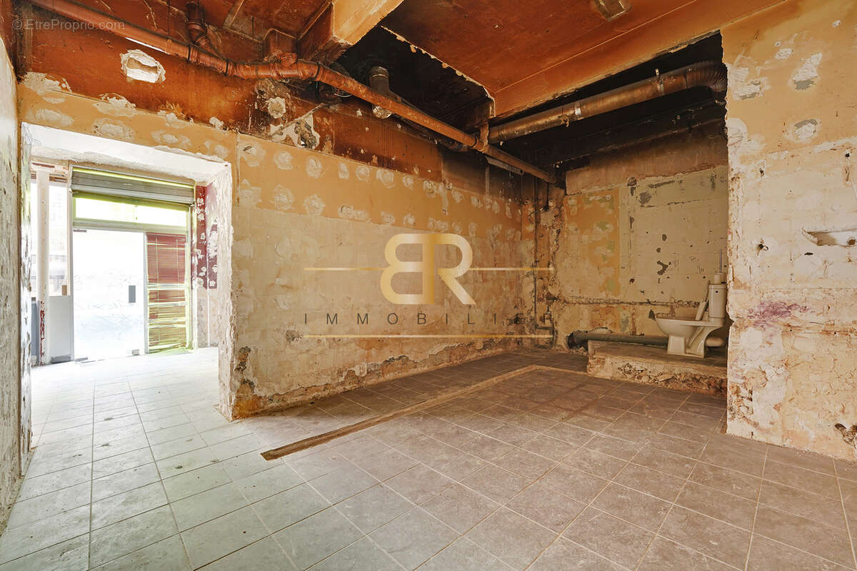 Appartement à PARIS-20E