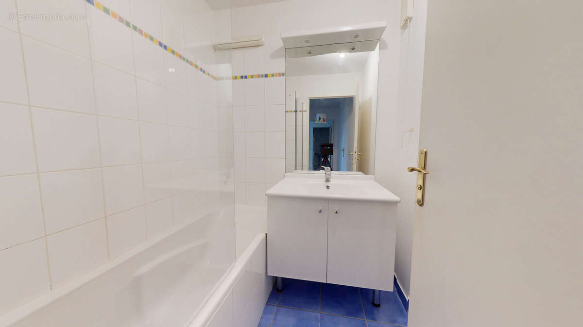 Appartement à SARTROUVILLE