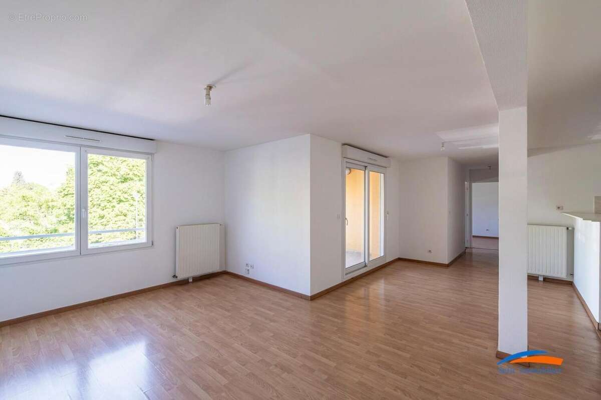   - Appartement à REIMS