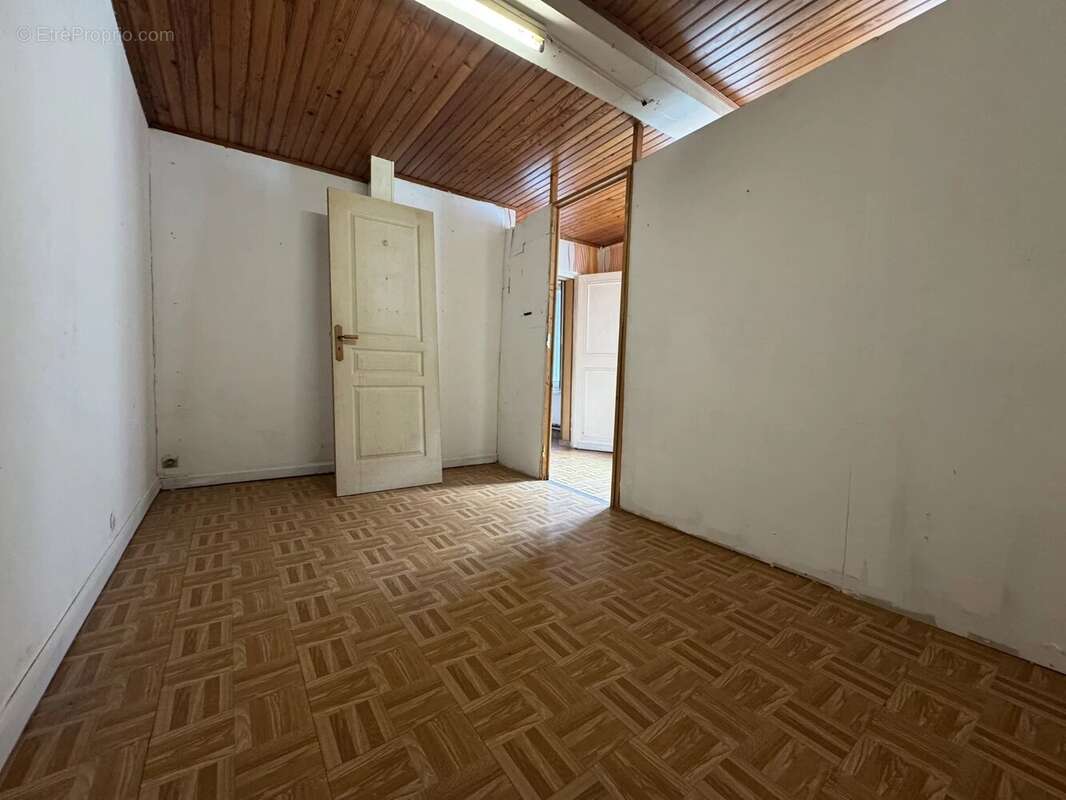 Maison à WALINCOURT-SELVIGNY