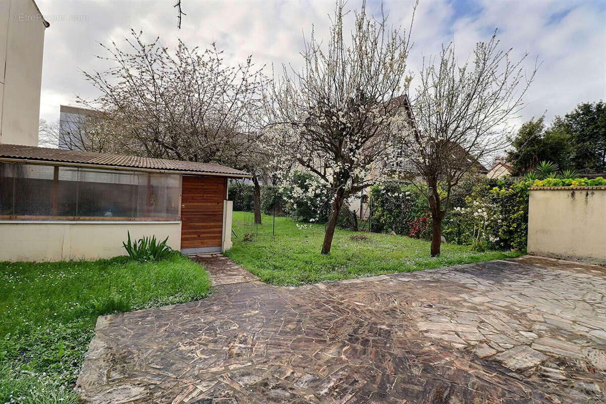 Maison à VITRY-SUR-SEINE