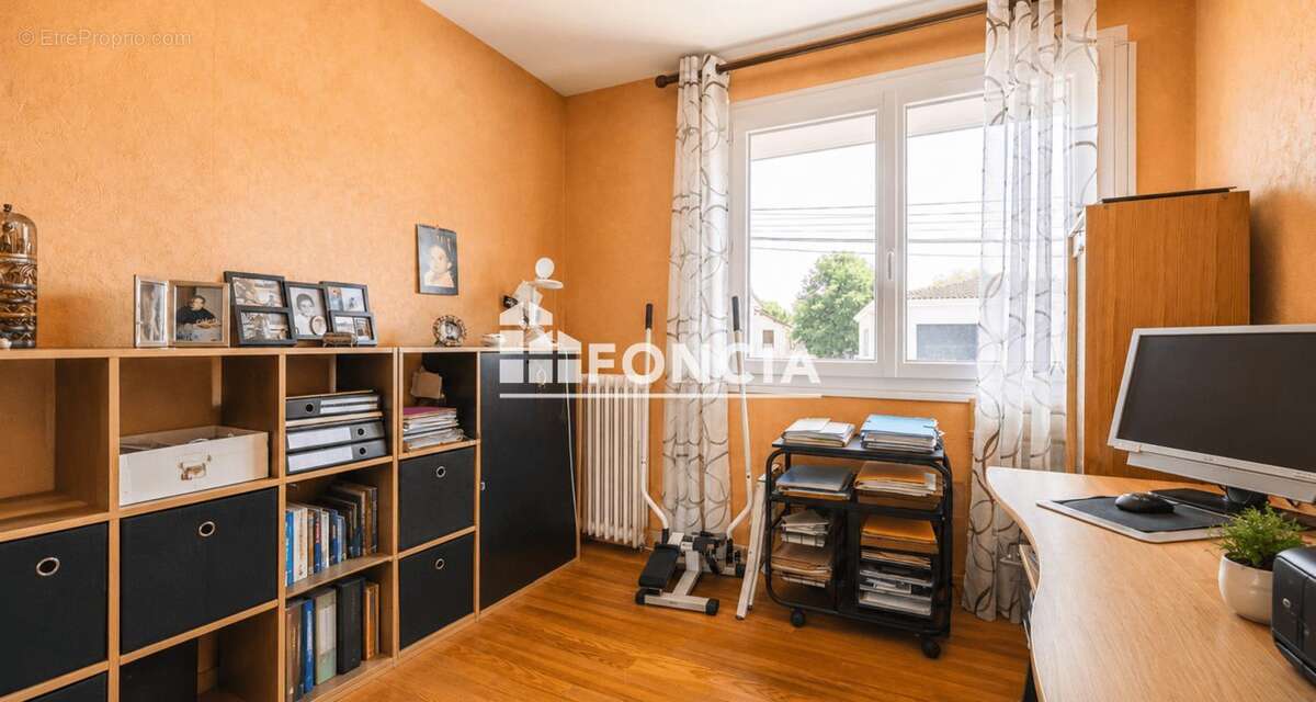 Toulouse roseraie – maison et appartement d'environ 190 m² à 2 pas du métro - photo 9