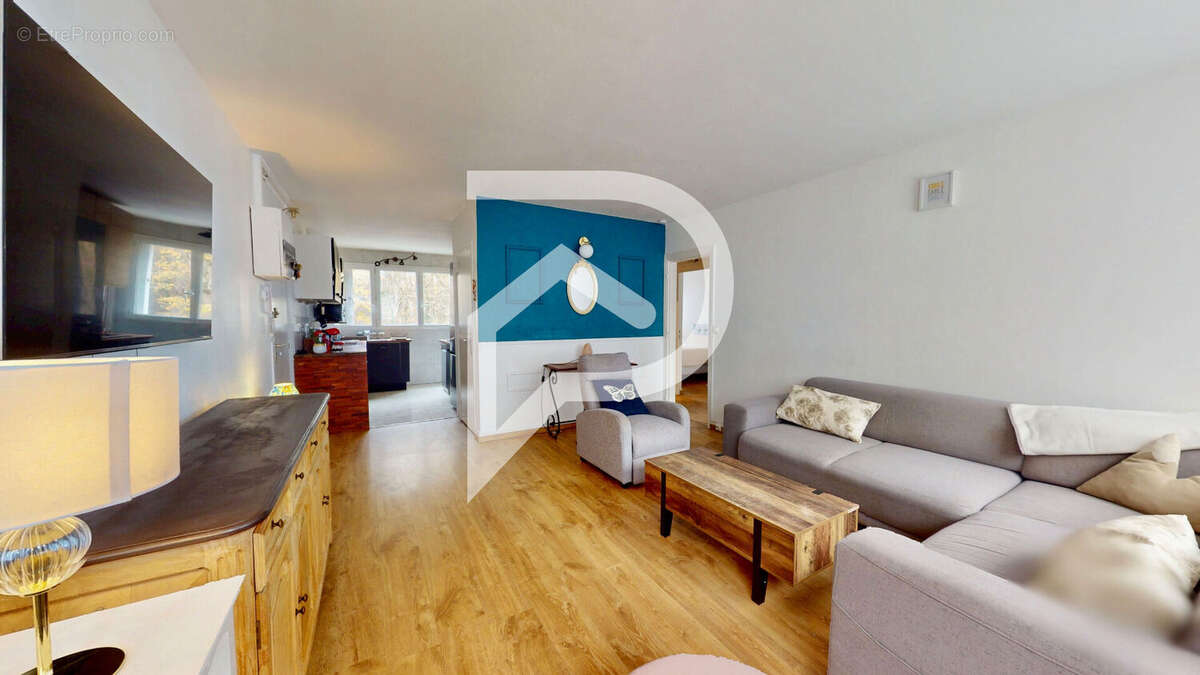 Appartement à VERNEUIL-SUR-SEINE