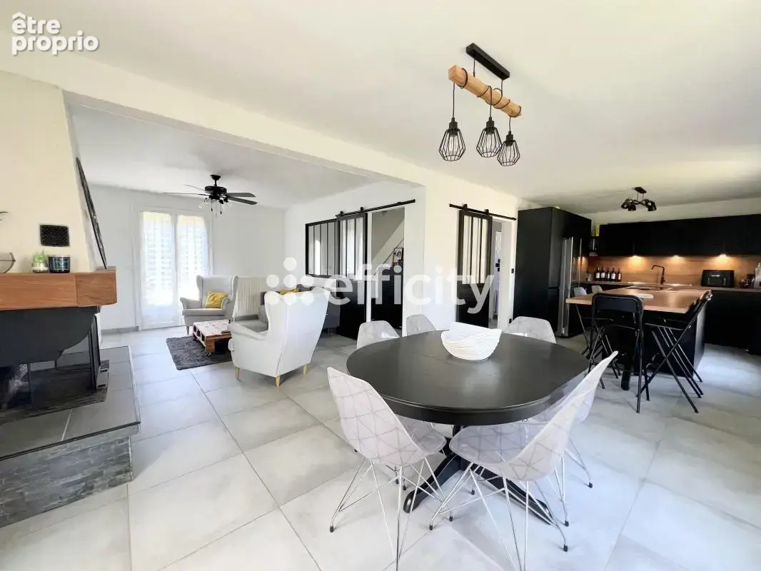 Maison 6 pièces 126 m² à vendre à Senlis (60300) - photo 3