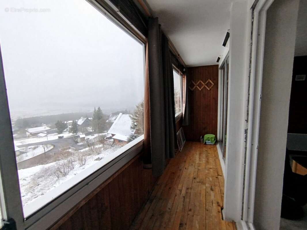 Appartement à BESSE-ET-SAINT-ANASTAISE