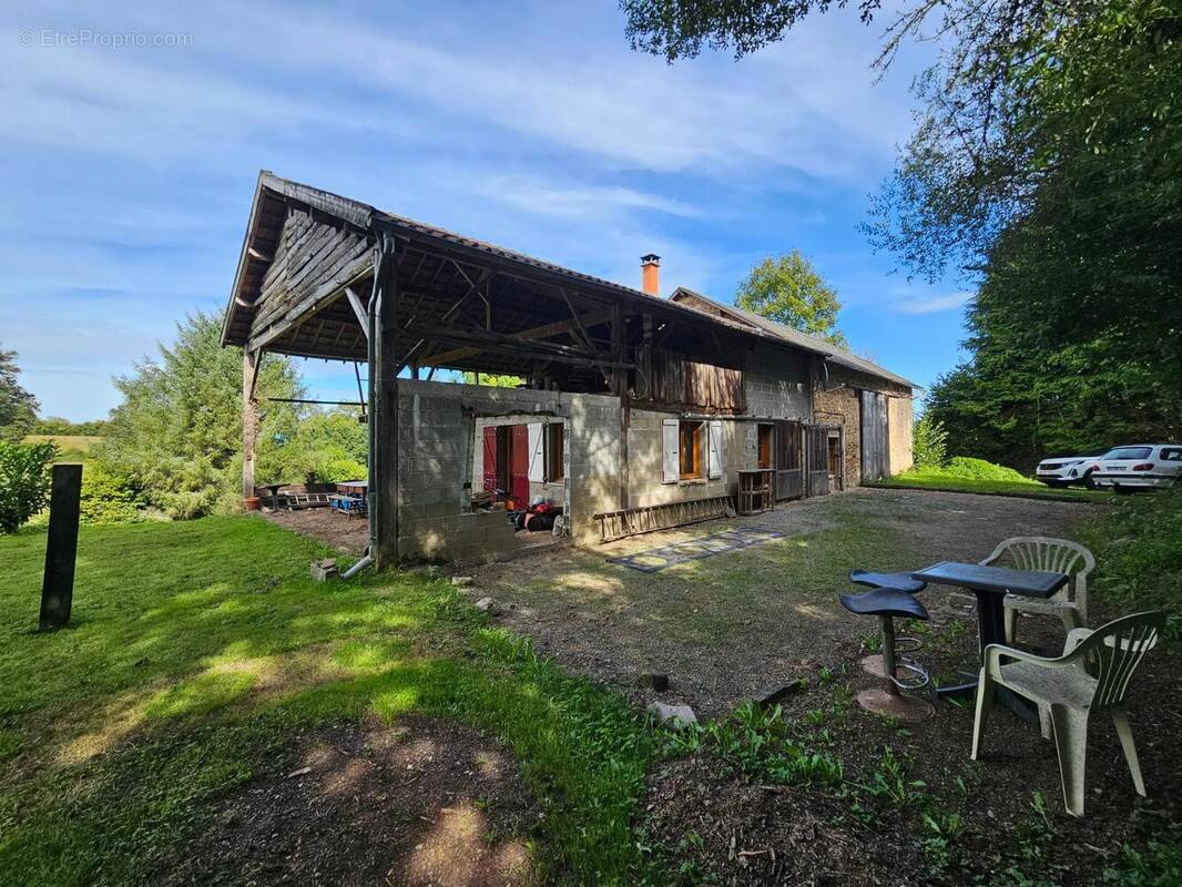 Appartement à ROZIERS-SAINT-GEORGES