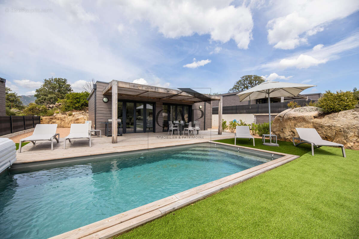 ACTE EN MAIN   Villa T4 avec Piscine Privative Chauffée   Domaine 5***** à Lecci   Investissement Premium - photo 2