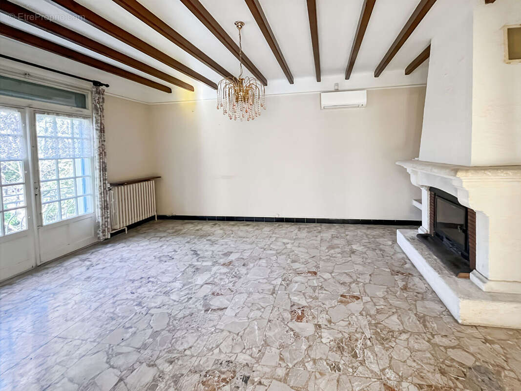Maison à SAINT-REMY-DE-PROVENCE