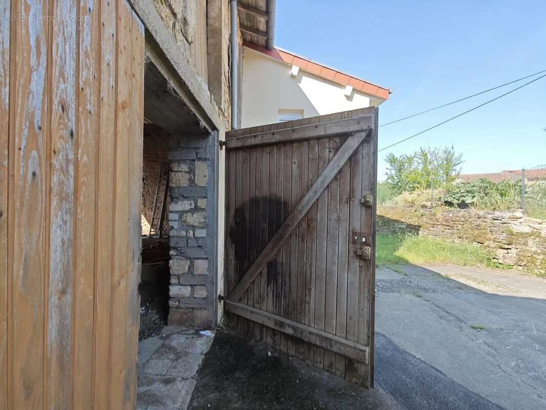 Maison à MERCY-LE-BAS