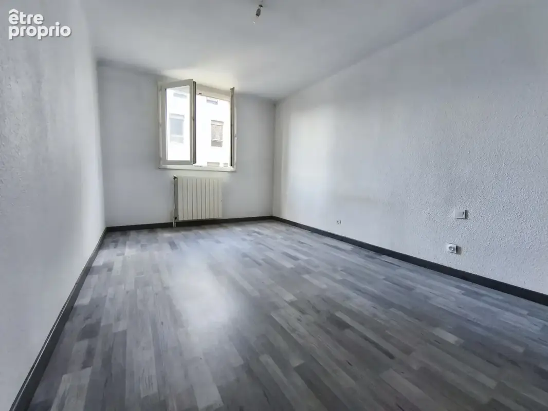 Vend appartement T5 de 144m2 à Béziers avec vu dégagée - photo 7
