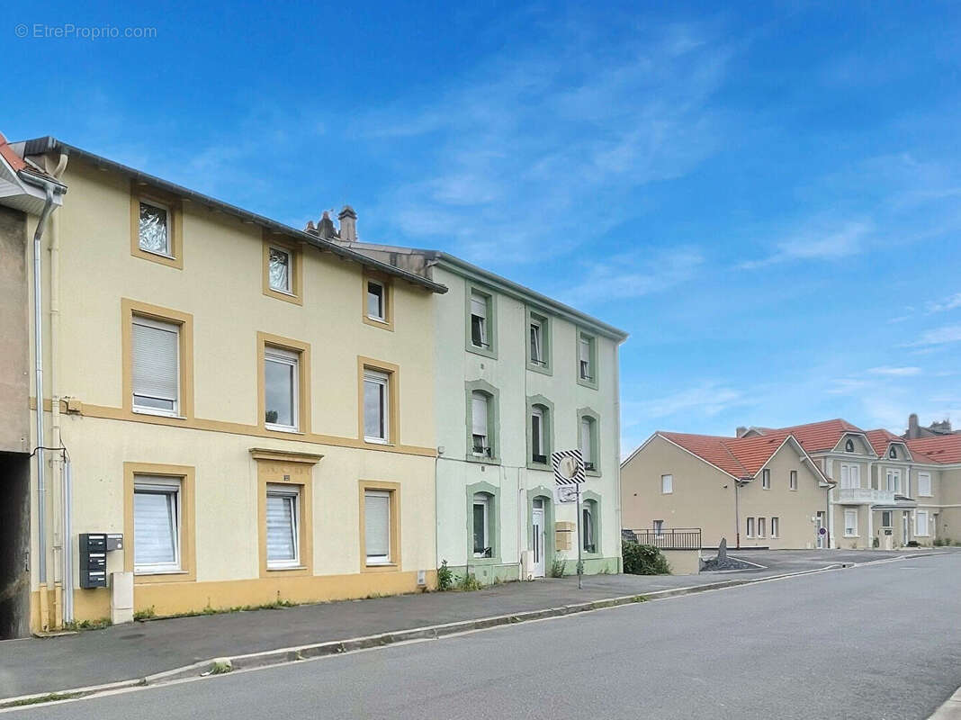 Appartement à VITRY-SUR-ORNE