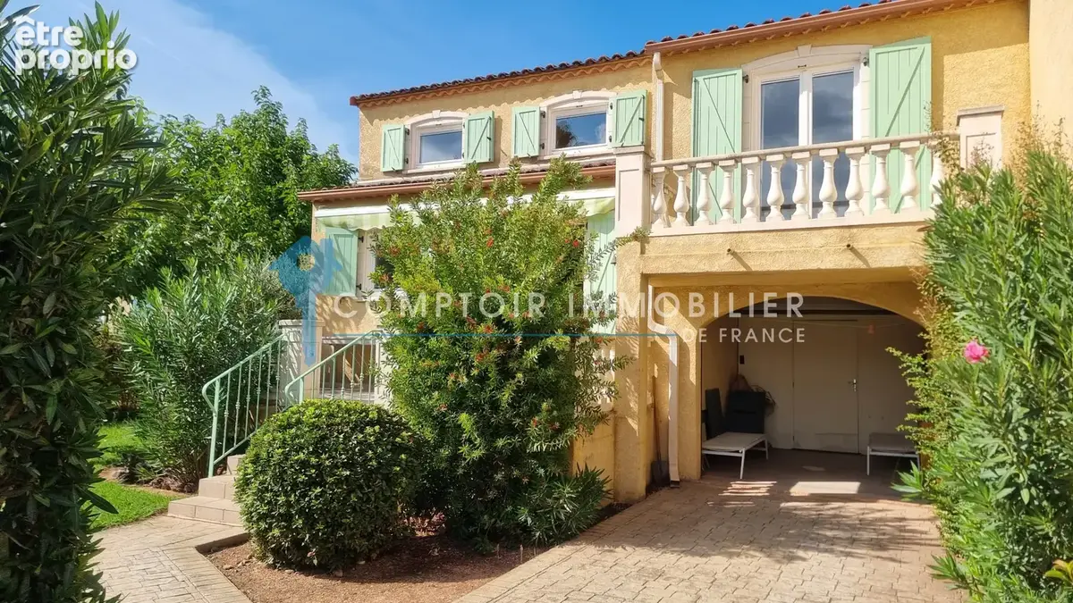 VAR (83) - À VENDRE - VIDAUBAN - Villa Triplex avec 3 chambres - photo 9