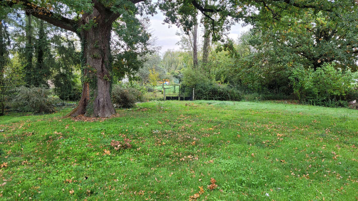 Maison à VILLEFRANCHE-D&#039;ALLIER