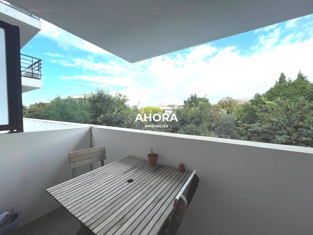 Appartement à MARSEILLE-9E