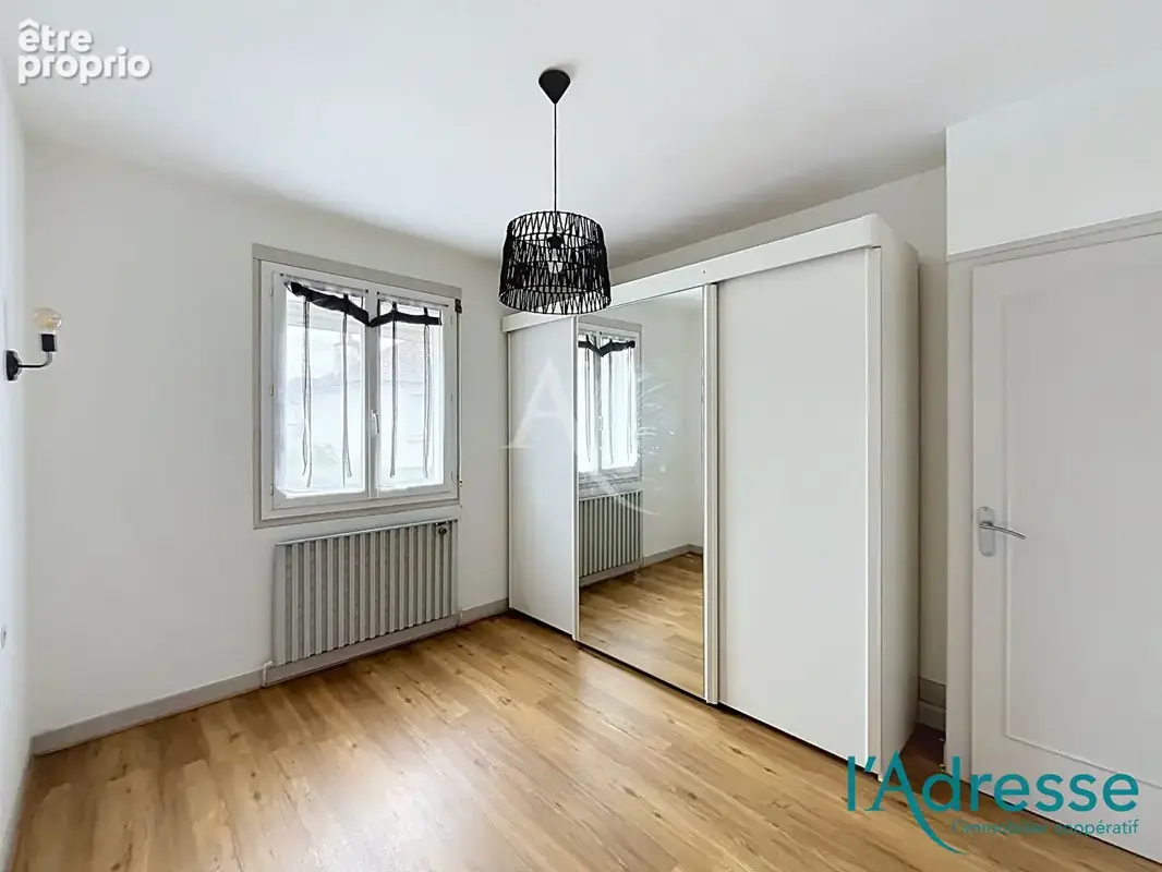 Maison Laval - photo 7