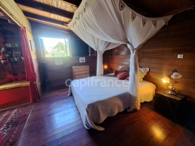 Maison à SAINTE-ANNE