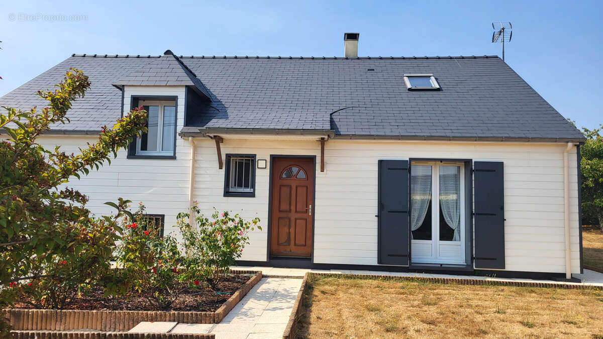 A 10 mn de Saint Mars La Jaille, maison trois chambres, bureau, sous-sol sur un grand terrain - photo 5