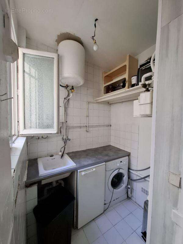 Appartement à PARIS-14E