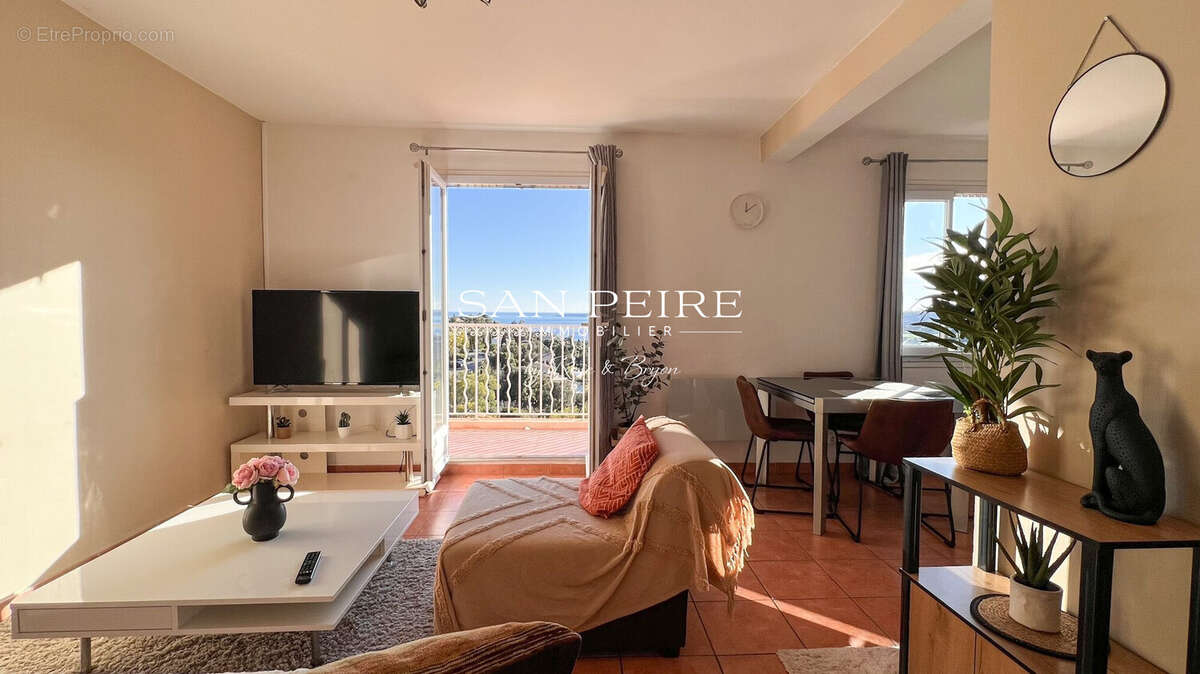 Appartement 39 m² à Les Issambres  - photo 2