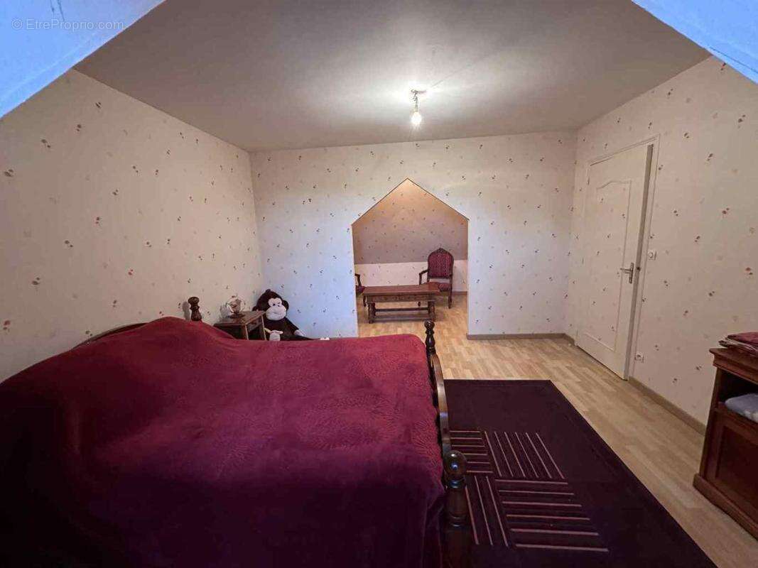 Maison à LE GUE-DE-LA-CHAINE