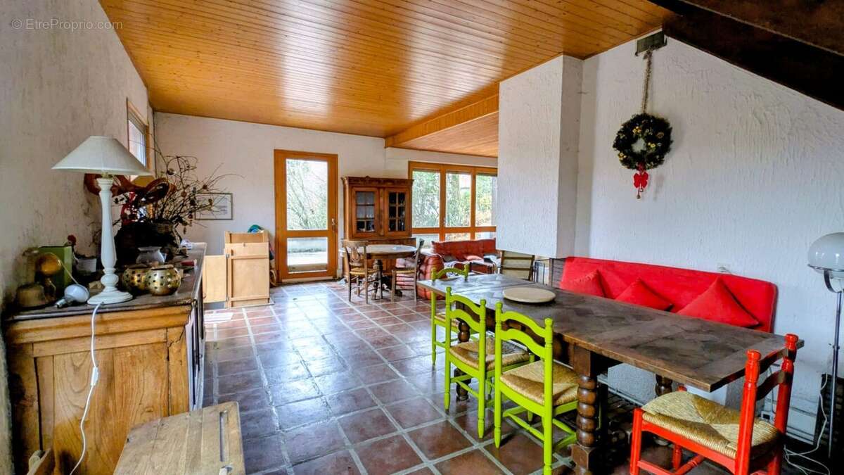 Maison à LES HOPITAUX-NEUFS