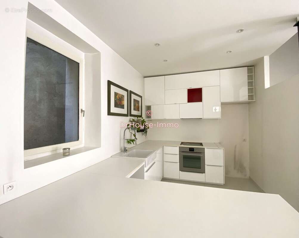 Appartement à MARSEILLE-9E