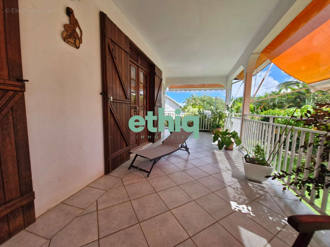 Maison à SAINT-FRANCOIS