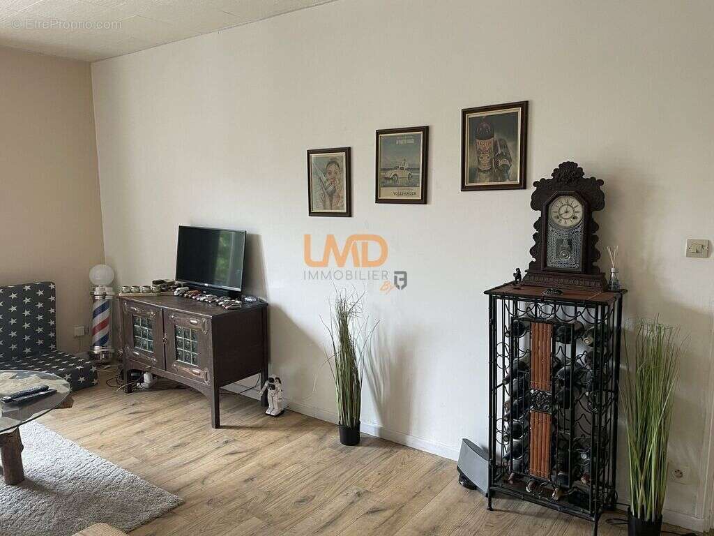 Appartement à DECAZEVILLE