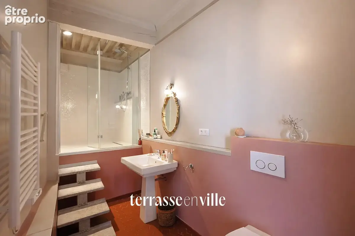 La ciotat   centre historique - grand duplex - t9 - 192 m2   5 ch - parcelle 350m2 - parking - 1 200 000€ - photo 24