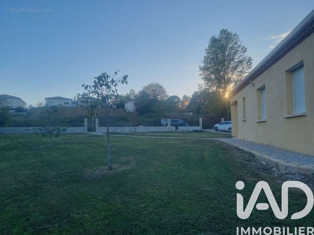 Photo 3 - Maison à LA CROIX-BLANCHE