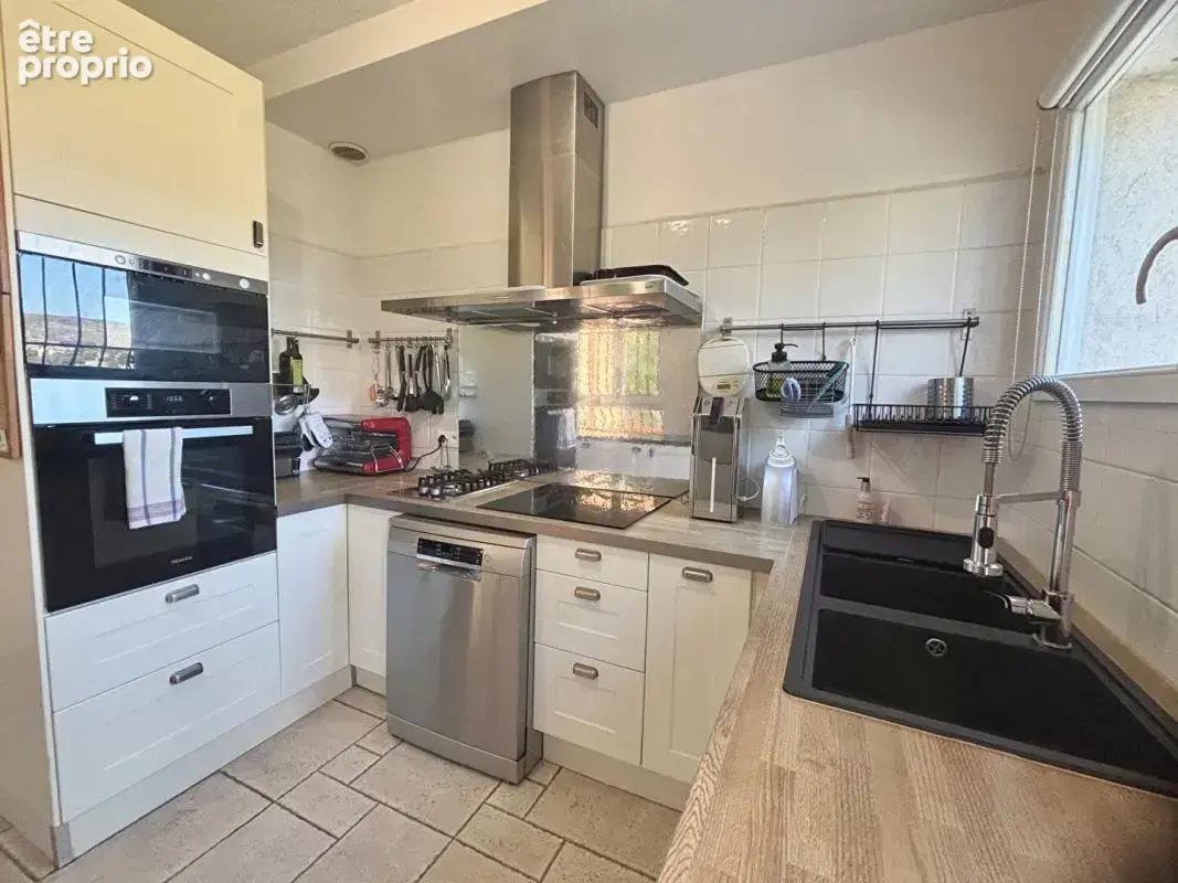 Villa rénovée Nice St Pancrace 7 pièces 216 m2 avec piscine - photo 8
