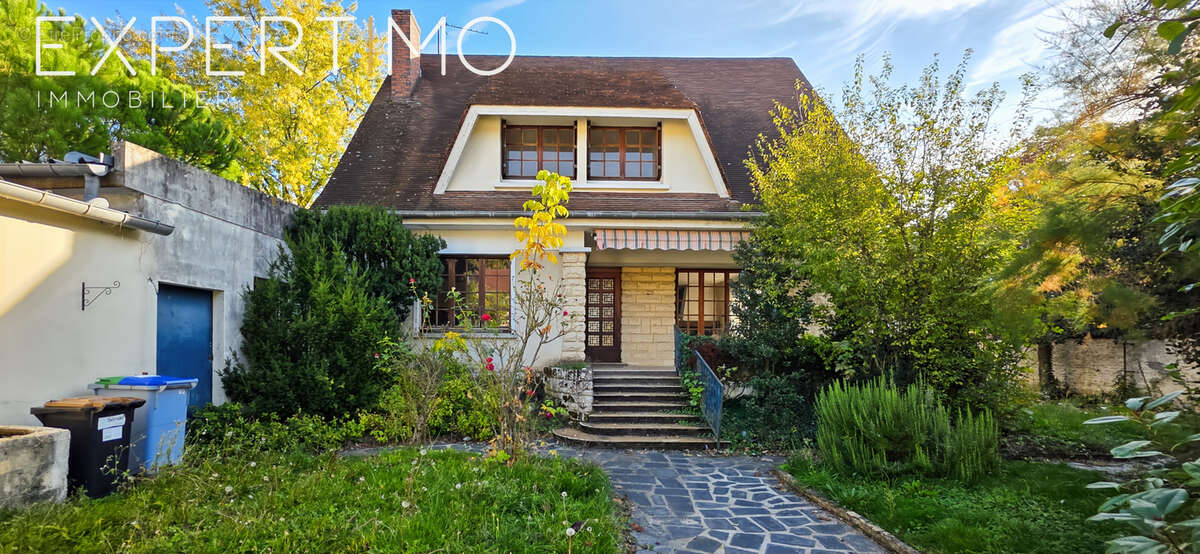 Maison à ANGERVILLE