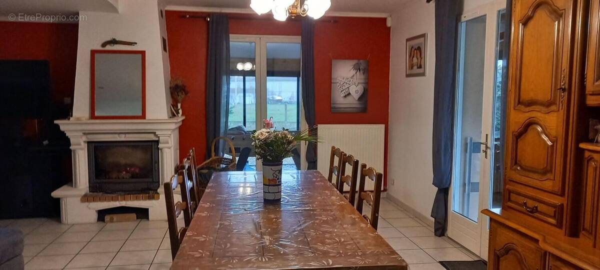Maison à SAINT-CIERS-SUR-GIRONDE