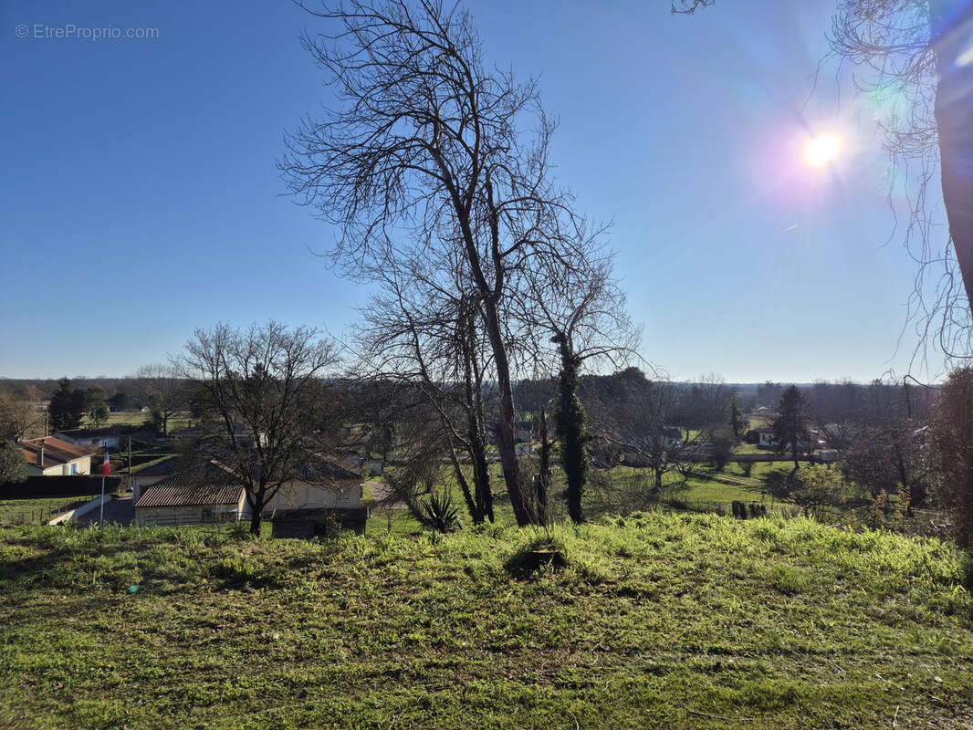 Maison à MONTPON-MENESTEROL