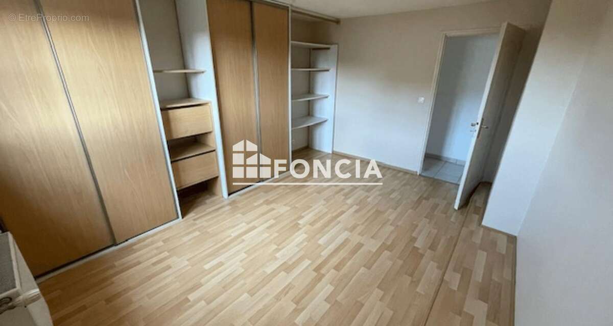 Appartement à ETRECHY