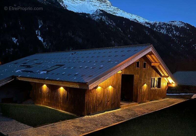 Appartement à LES CONTAMINES-MONTJOIE