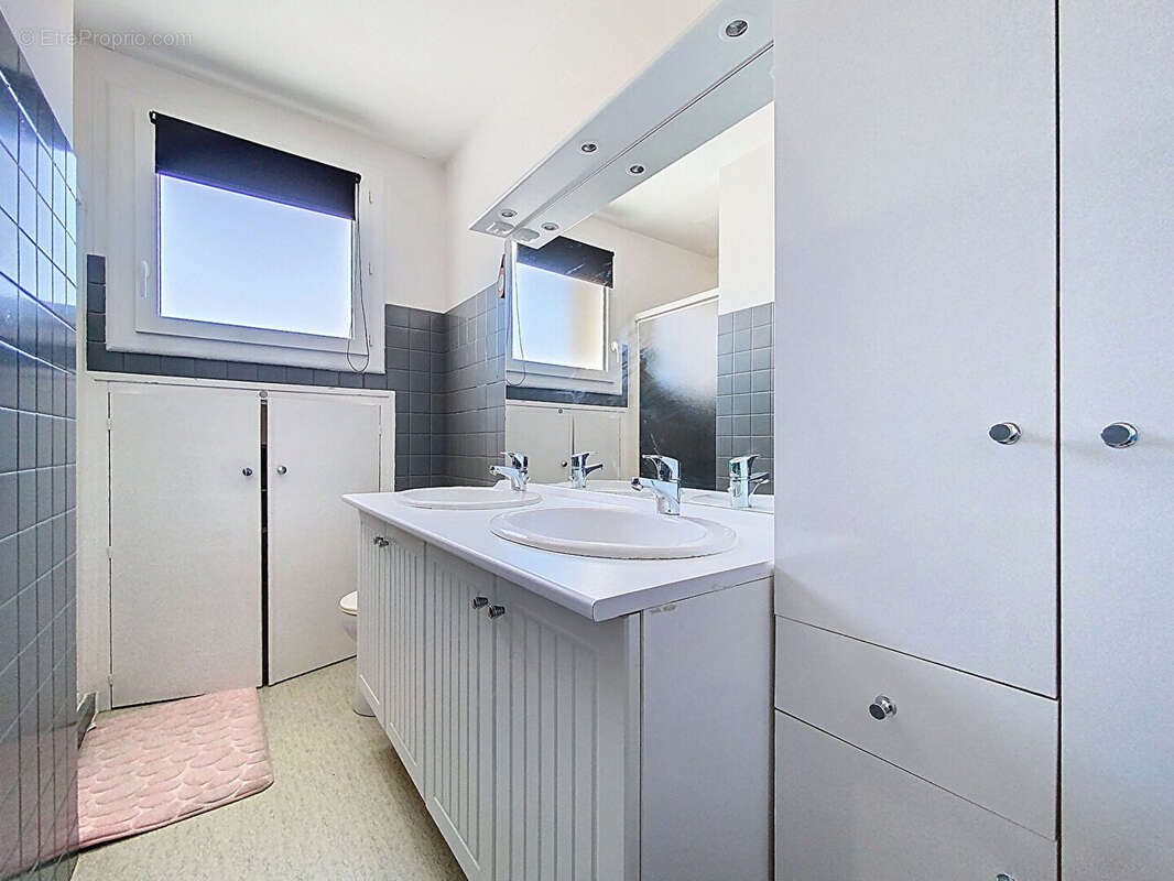 Maison à PORT-DES-BARQUES