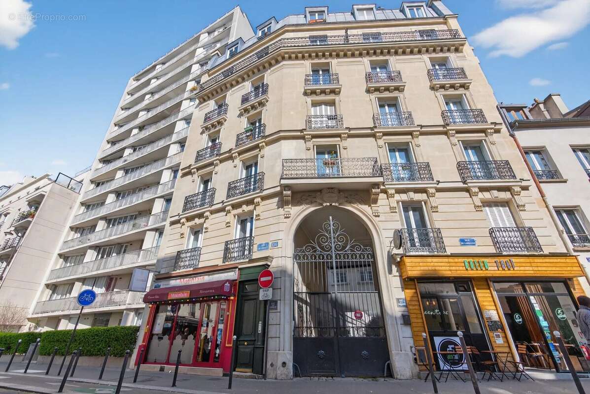 Appartement à PARIS-19E