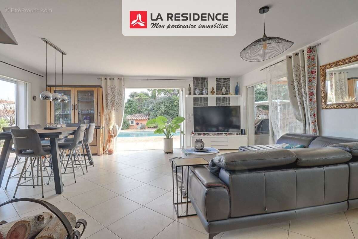 Maison à FREJUS