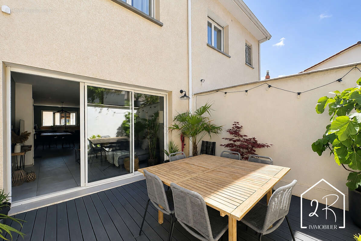 Maison à COMMUNAY